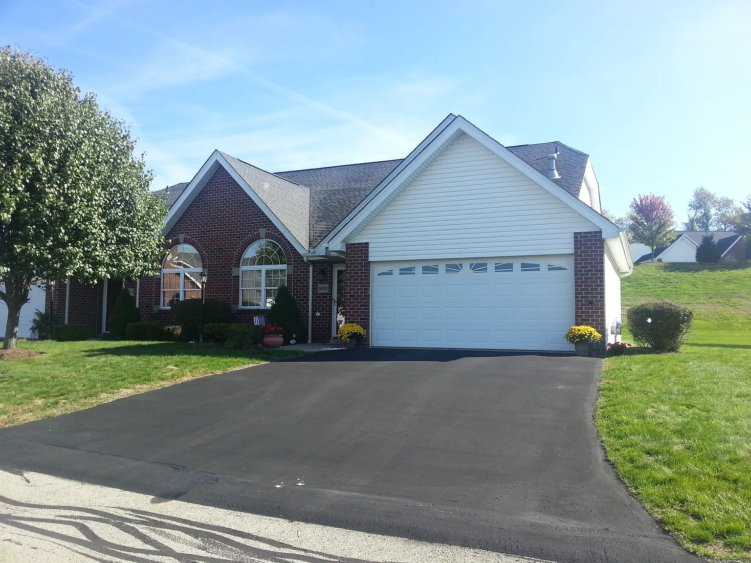 5032 Cedar Ln photo 1