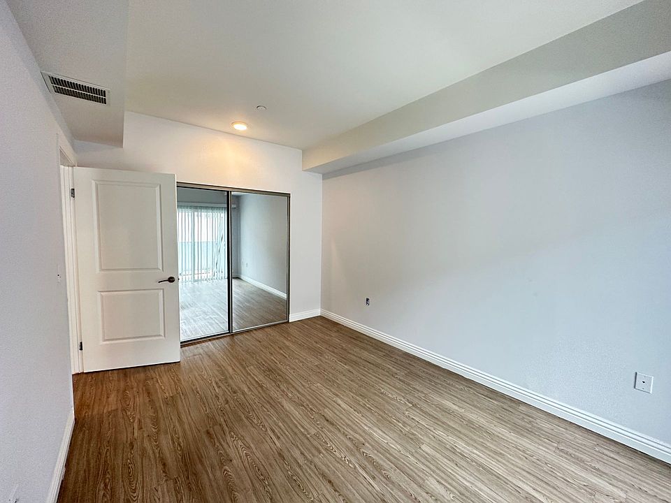 Apartment Rentals North Hills, CA Zillow