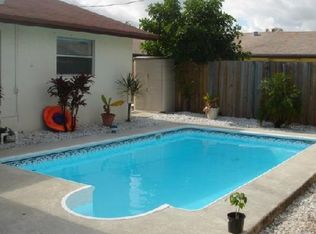 3335 SW 2nd Ct, Deerfield Beach, FL 33442