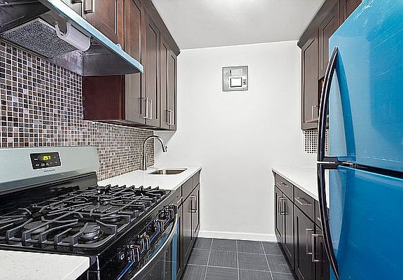 5th image of 590 Flatbush Ave APT 14G