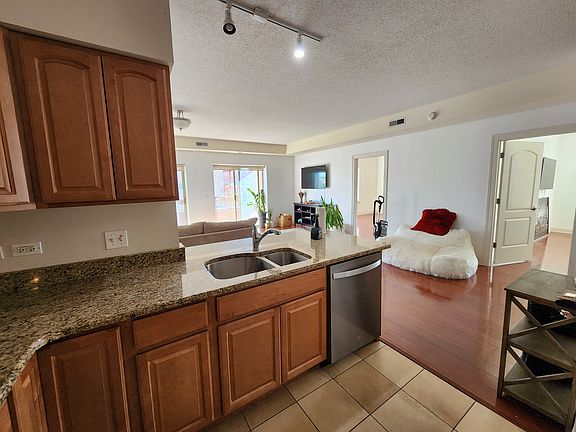 2nd image of 2318 N Milwaukee Ave APT 204
