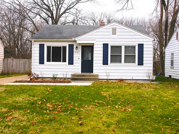 1707 Texel Dr, Kalamazoo, MI 49048