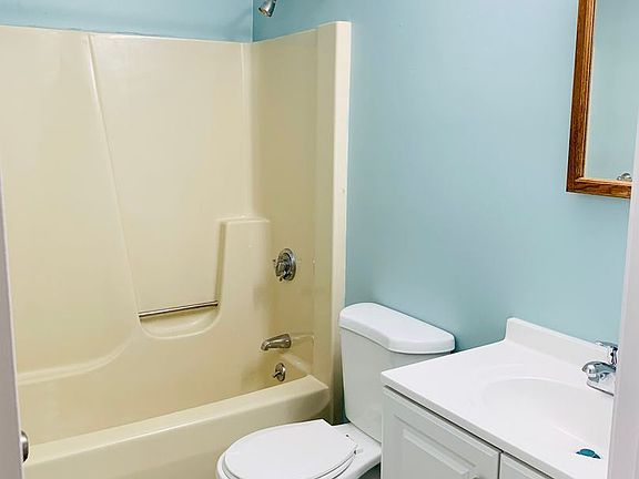 3rd image of 704 Chicopee St #10701660