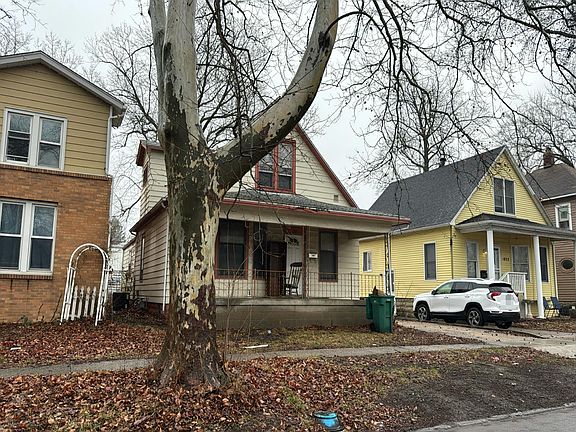 3rd image of 1828 S 2nd St