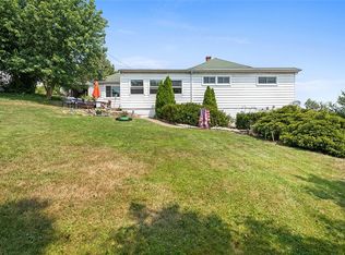 6 Franklin Ave, North Irwin, PA 15642