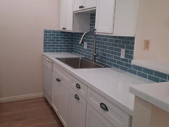 4th image of 1140 Ocean Blvd #120-92647