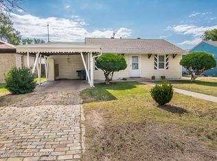 214 Pine Ave, Dumas, TX 79029
