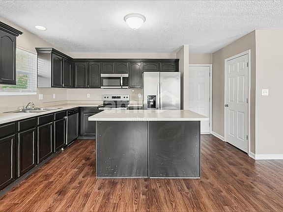 4th image of 19486 Prairie Crossing Dr