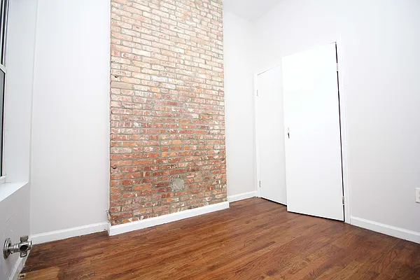 Rented by Nooklyn NYC LLC | media 17