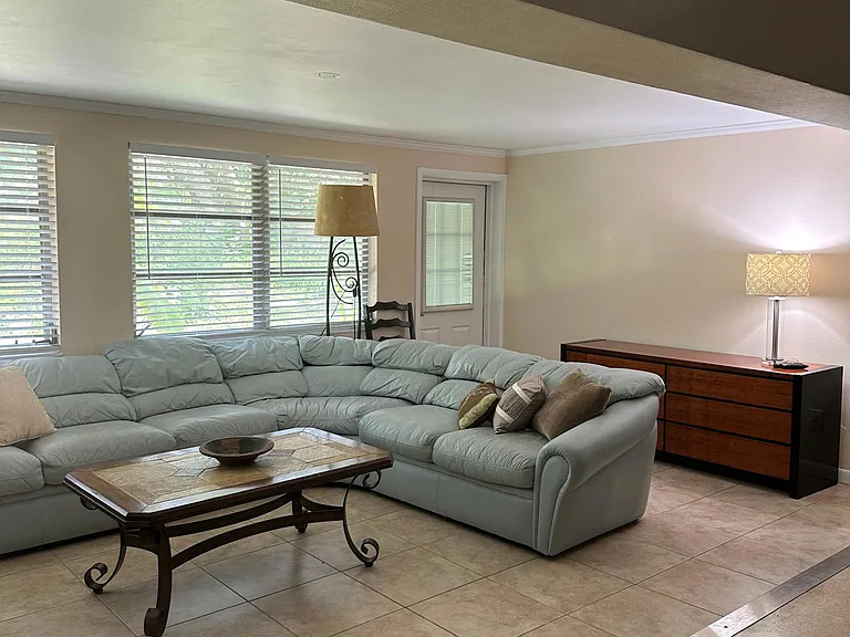 1546 Belleair Rd — Photo 2