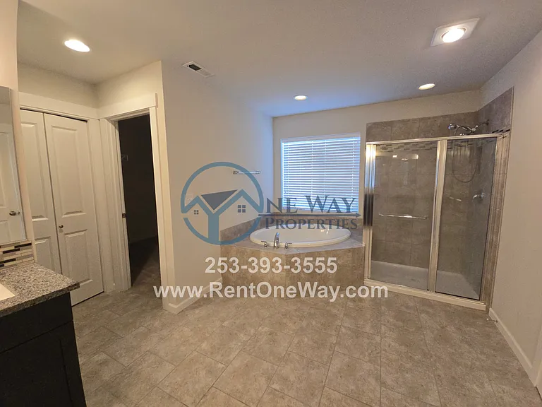 10518 191st Street Ct E — Photo 17