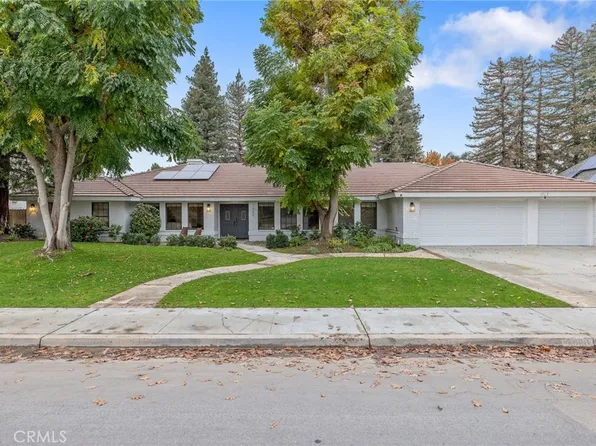 2409 Chinon St, Bakersfield, CA 93311