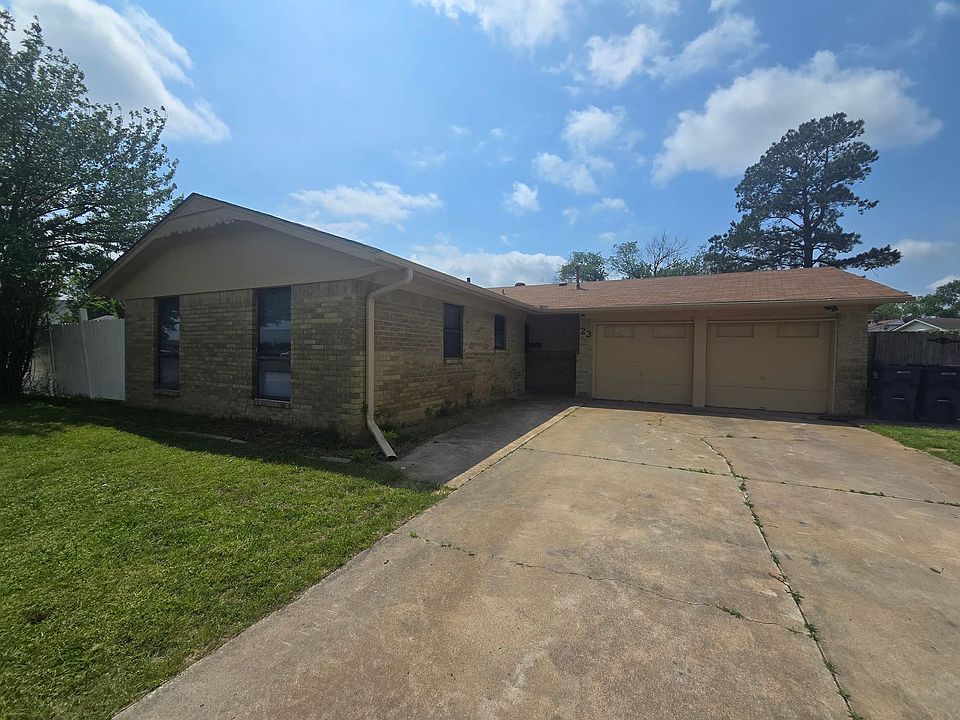 1st image of 23 Arapaho Dr
