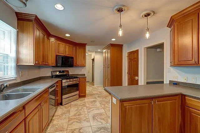 6317 Masthead Dr — Photo 6