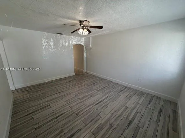 2742 SW 32nd Ave #2742 — Photo 2