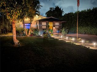 2460 Jackson St, Hollywood, FL 33020