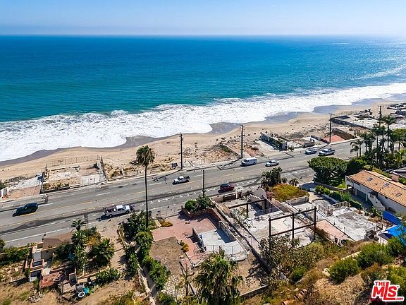 2nd image of 21525 Pacific Coast Hwy