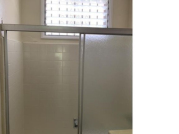 4th image of 4722 August St APT 3