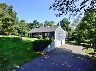 135 Lisa Ln, North Andover, MA 01845