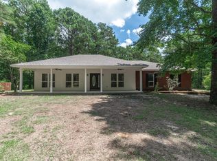 29 Westbrook Estates Dr, Sumrall, MS 39482