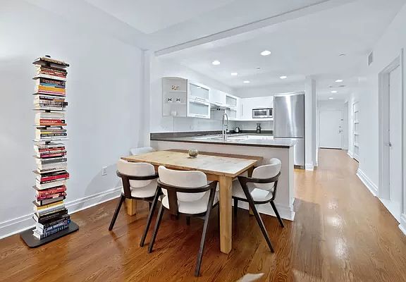 3rd image of 257 W 117th St APT 2D
