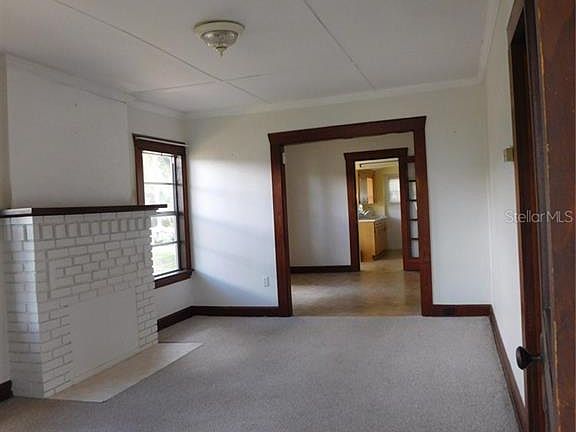 3rd image of 304 W Smith Ave