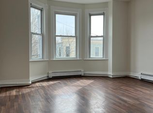 25 Linden St #3, Somerville, MA 02143