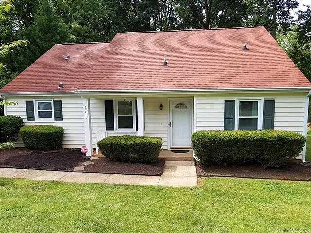 2nd image of 9215 Goldenrod Ln