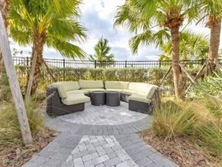3137 Marine Grass Dr — Photo 41