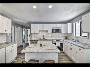 5169 Iroquois St, Tobyhanna, PA