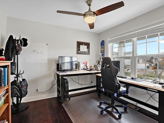 Main floor Office/Flex