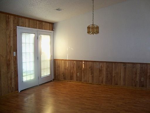2nd image of 3830 Harvest Ct