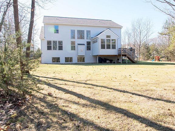 2nd image of 17103 Mapleridge Dr