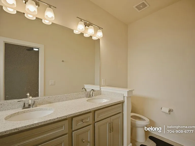 12033 Brooklyn Ave — Photo 9