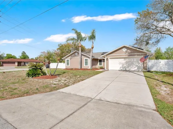 985 Hemingway Dr, Deltona, FL 32725