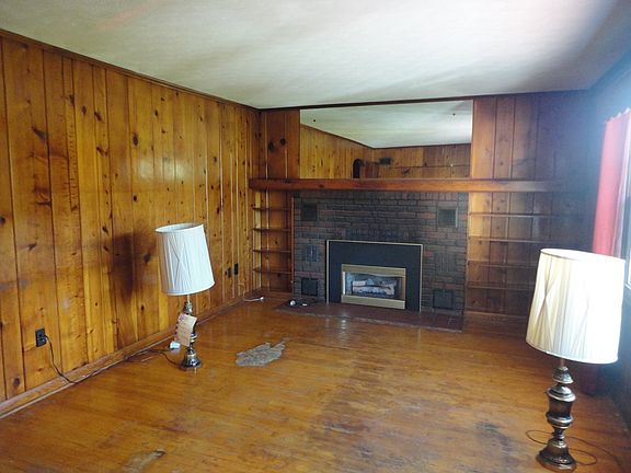 3rd image of 345 Park Ave