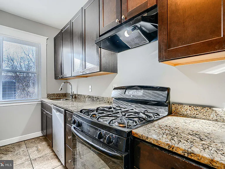 3414 Alto Rd #2 — Photo 6