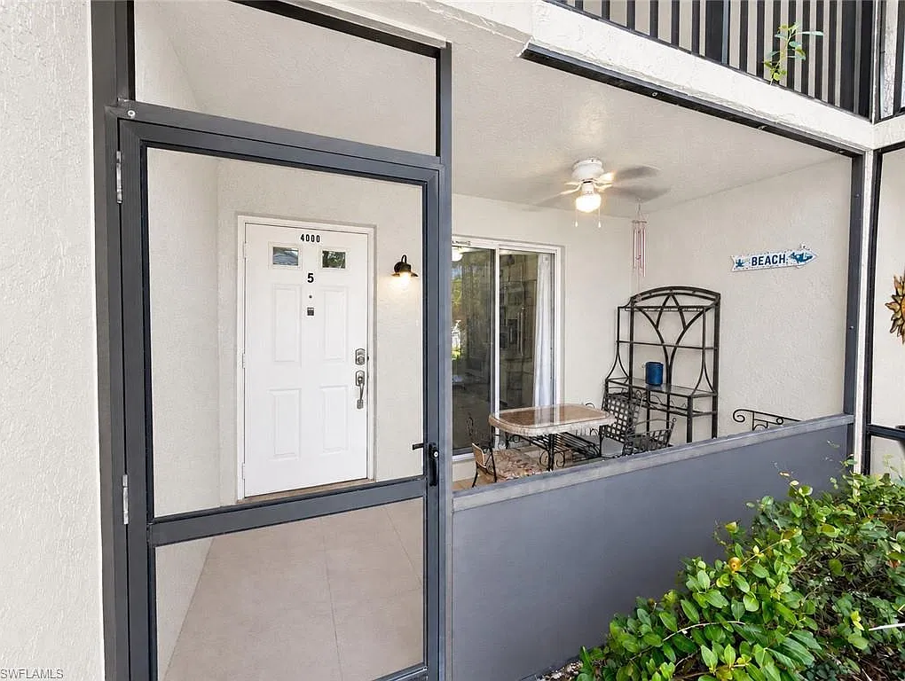 2 bed, 2.0 bath, 1246 sqft, $1,895 — Photo 2