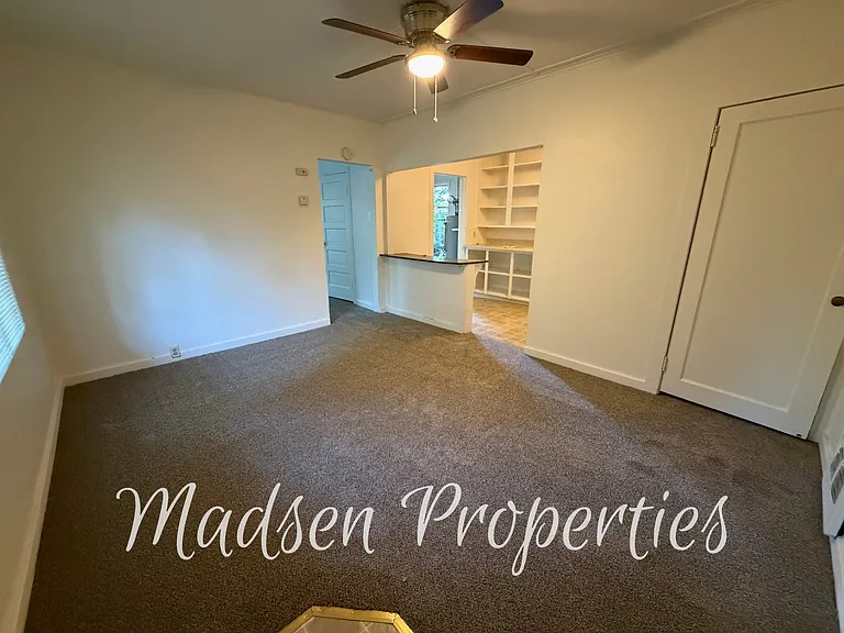 1326 Mulberry St #1/2 — Photo 3
