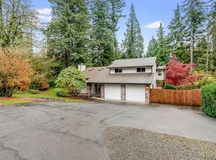 25435 SE Mirrormont Dr, Issaquah, WA 98027