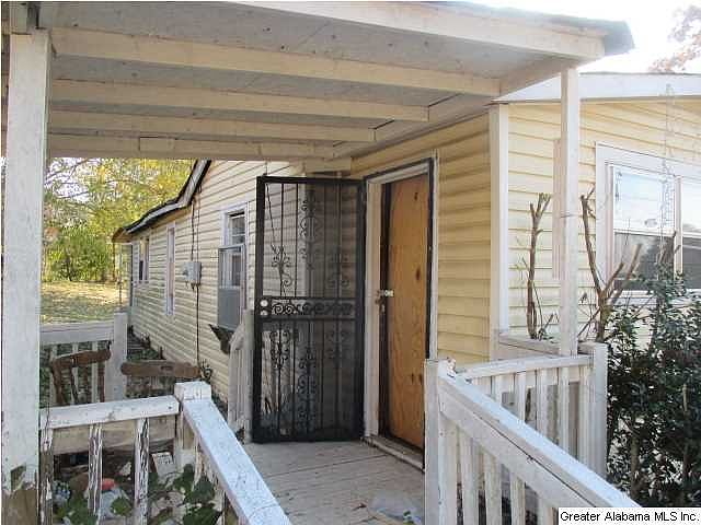 2nd image of 2209 Rambow Ave SW