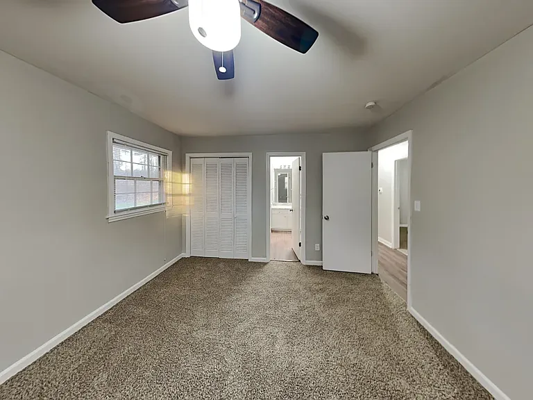 217 Glenloch Ct — Photo 9