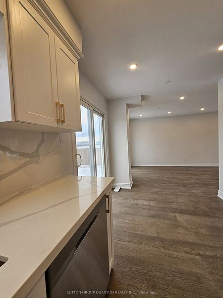 Burlington House for rent - 3 Bedrooms — photo 7
