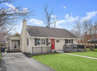 7005 Hickory Hill Rd, Falls Church, VA 22042