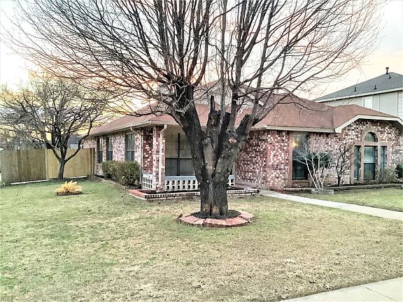 3rd image of 2905 Andante Dr