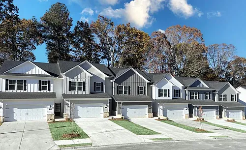 151 Chase Xing Photo 1