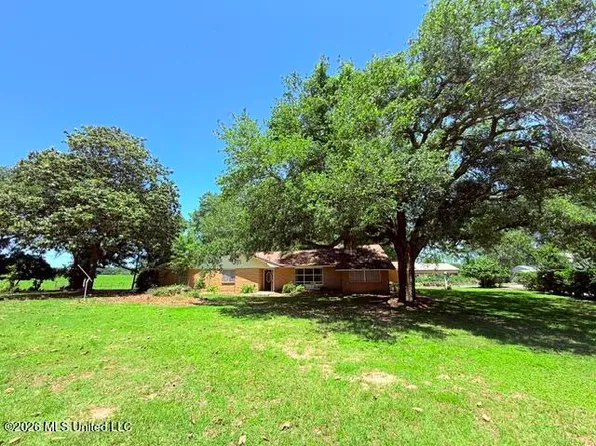 882 Highway 48 E, Tylertown, MS 39667
