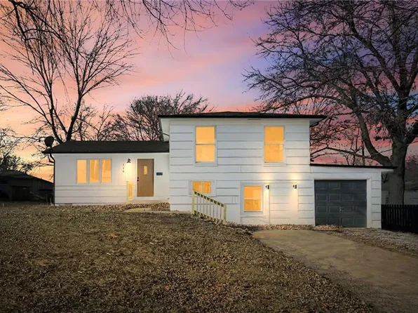 116 SW Noel St, Lees Summit, MO 64063