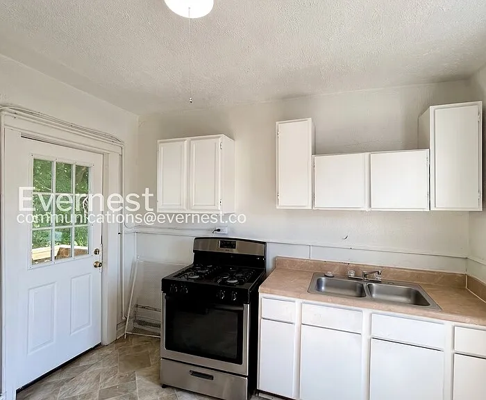 2016 Fairmount Ave #2 — Photo 3