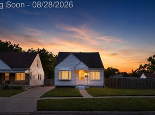 21227 Panama St, Warren, MI 48091